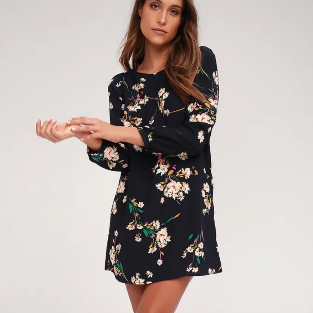 NWT Lulu’s Herbaceous Babe Navy Floral Print Shift Dress Size Large